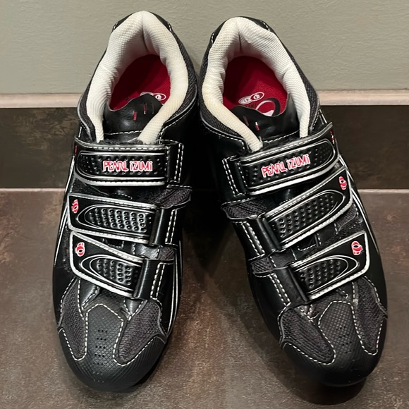 Pearl Izumi Spin shoes Size 41 - Picture 1 of 3